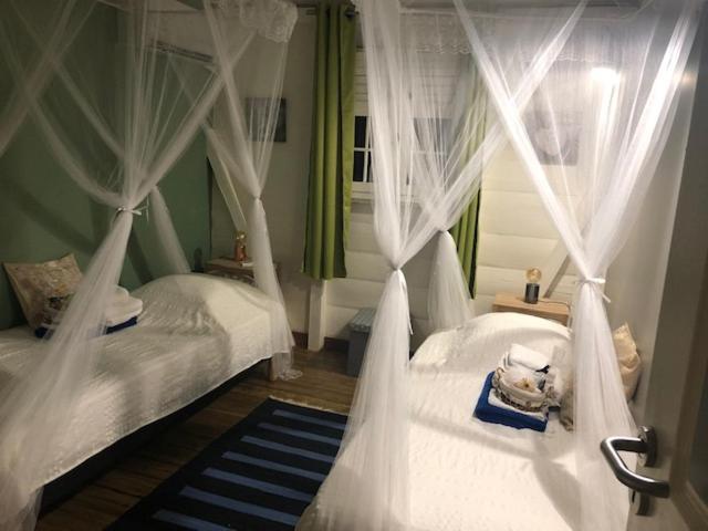 Habitation Baliache - Maison Creole Avec Jardin Privatif, Plage A 200M เดเอ ภายนอก รูปภาพ