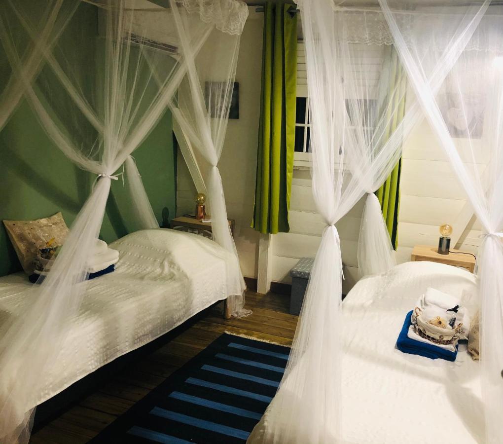 Habitation Baliache - Maison Creole Avec Jardin Privatif, Plage A 200M เดเอ ภายนอก รูปภาพ